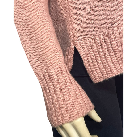 3-FOR-$30 Bar III Sz M Slouchy Sweater Deep V-Neck Pullover Knit Wool Pink New - Picture 7 of 10